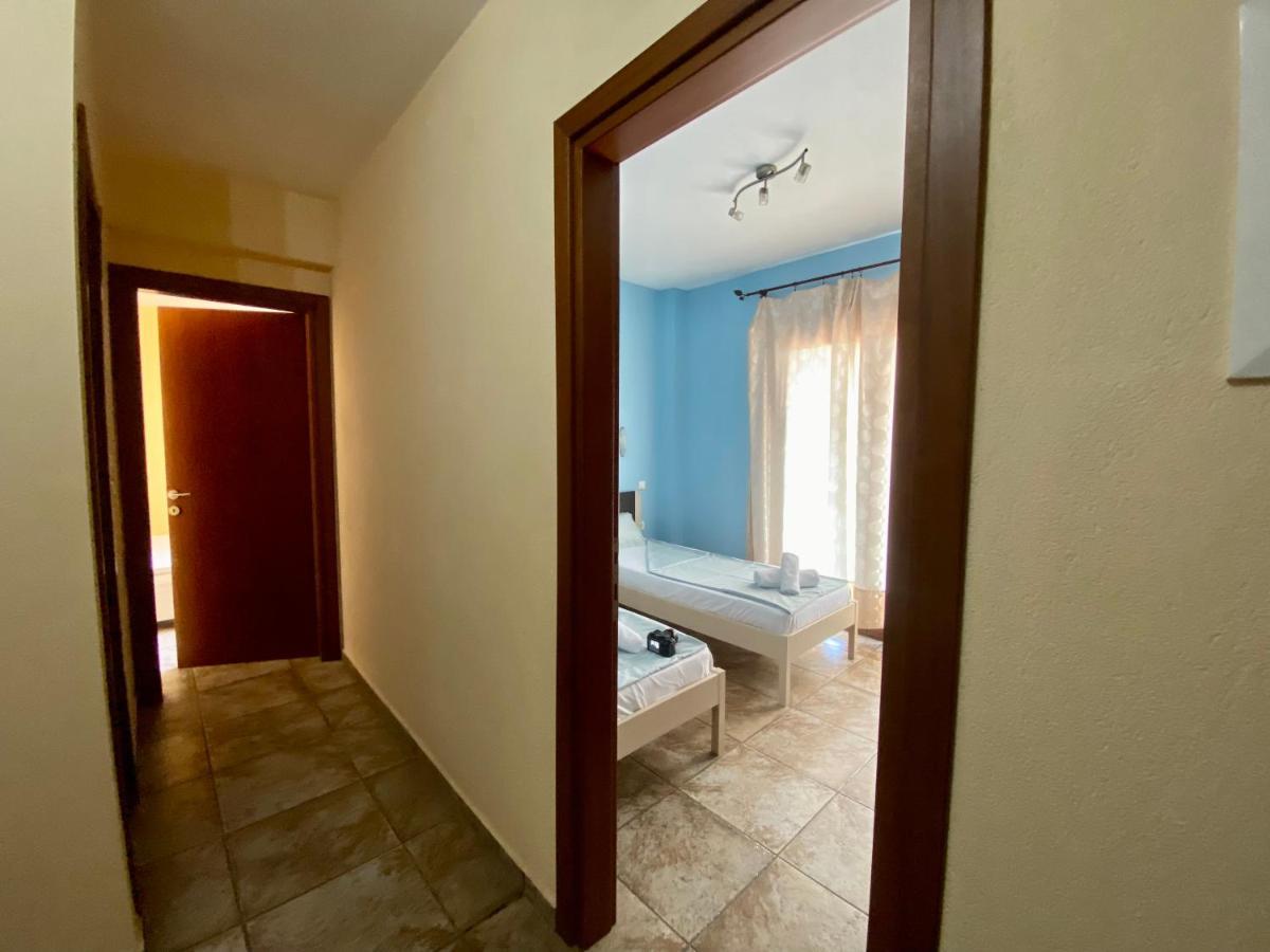 Jasmine Studios Potos Luaran gambar